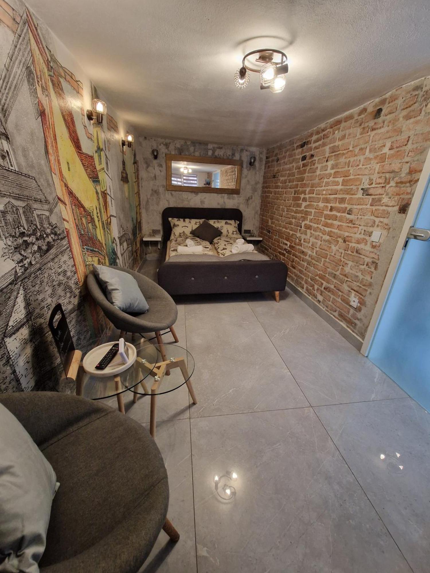 Old Town Studio Apartment シビウ エクステリア 写真