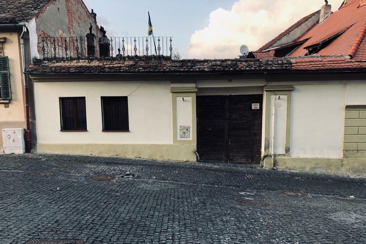 Old Town Studio Apartment シビウ エクステリア 写真
